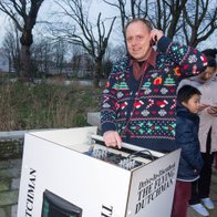 Walking-DJ-Set-The-Flying-Dutchman-Kerstfeest-Rotterdam